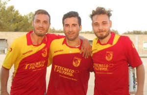 Tre dei quattro odierni goleador. Da sin. Luigi Della Rocca, Capitan Uccio De Mitri e Cristian Paglialonga