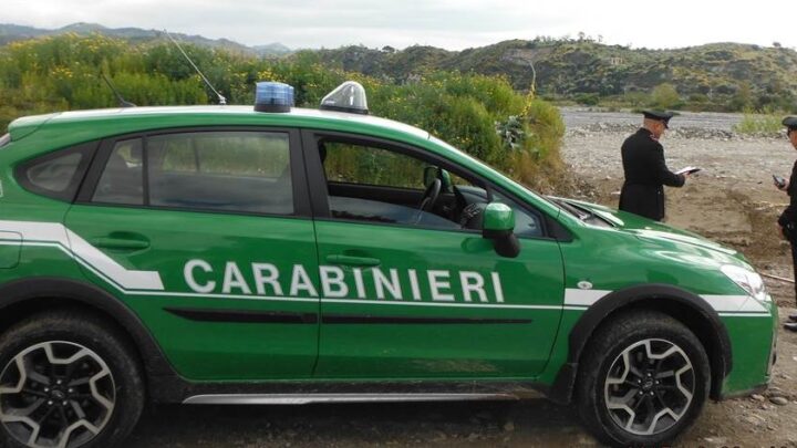 I Carabinieri Forestali sequestrano a Collepasso cantiere edile abusivo sulla Serra di Sant’Eleuterio, “area tutelata”. Denunciato il proprietario