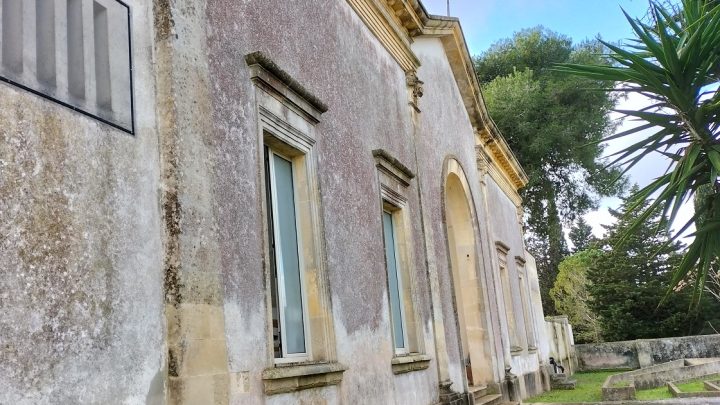 “Caso Cimitero”: bugie ed ossessioni di una “sindaca-scorpione”, velenosa e rabbiosa