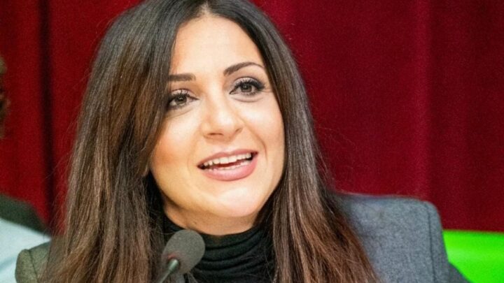 Domenica 17 novembre, ore 18.30, Largo Municipio, pubblico intervento della consigliera Eliana Vantaggiato