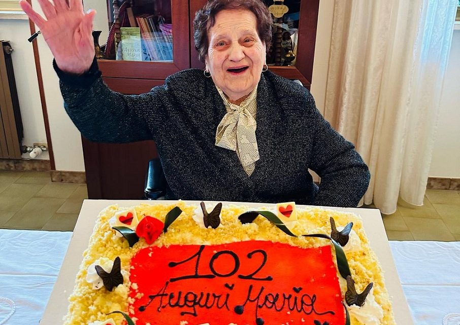 Maria Guarini, la “nonna di Collepasso”, compie 102 anni